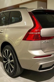 Volvo XC60 II AWD Ultra Dark 2.0 AWD Ultra Dark (264KM) Hak holowniczy + Kamera o zasięgu-2