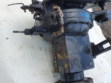 Valtra T170 - Zwolnica - Zwrotnica - Półoś - Skrzynia - Silnik - Siłowniki - Tylny WOM-1