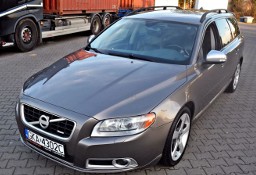 Volvo V70 III