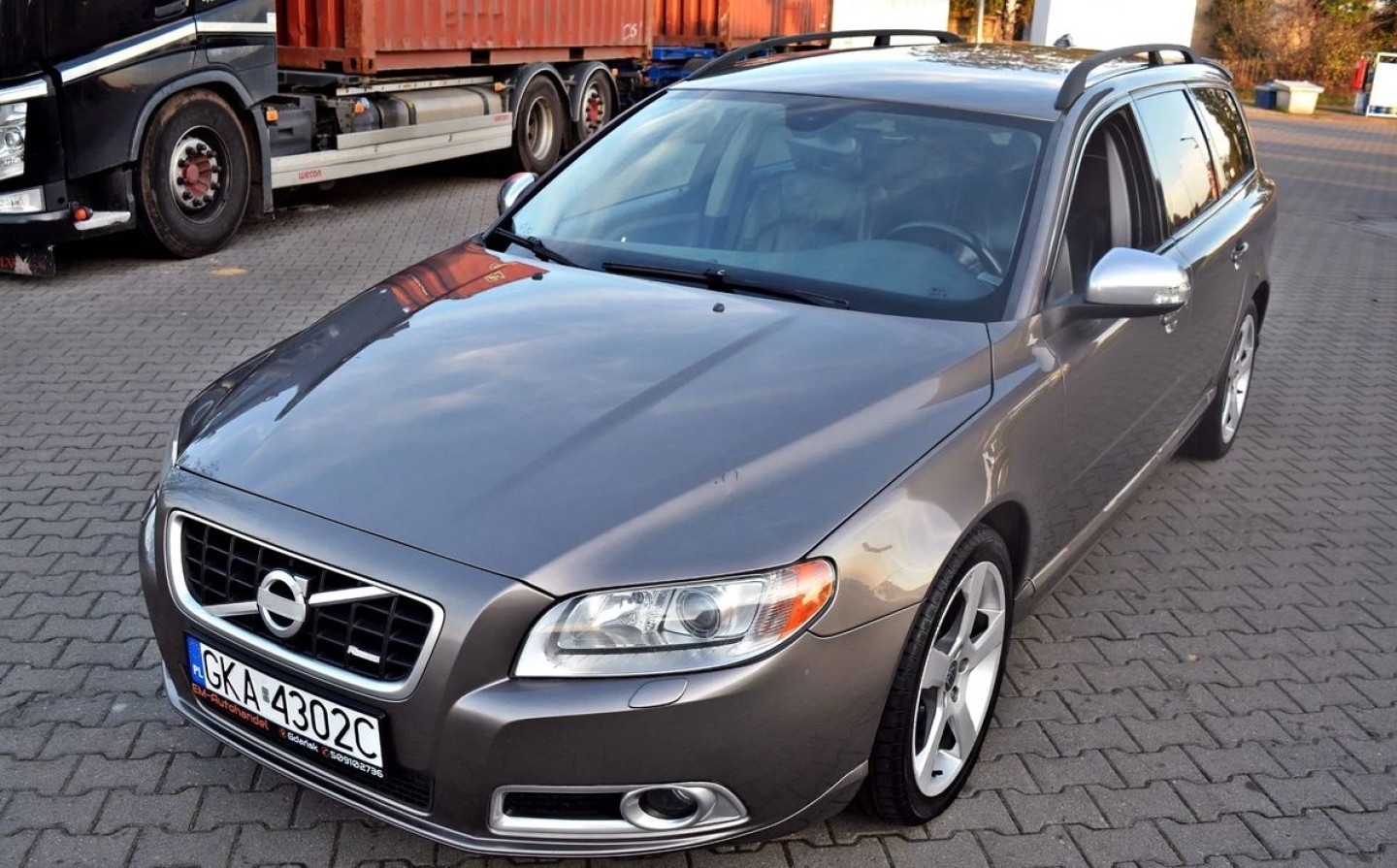 Volvo V70 III