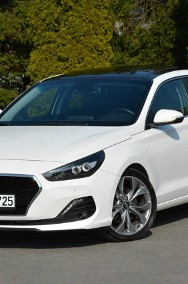 Hyundai i30 II Fastback Premium Navi Kamera Panorama Ledy pół-skóry Grzana Kierowni-2