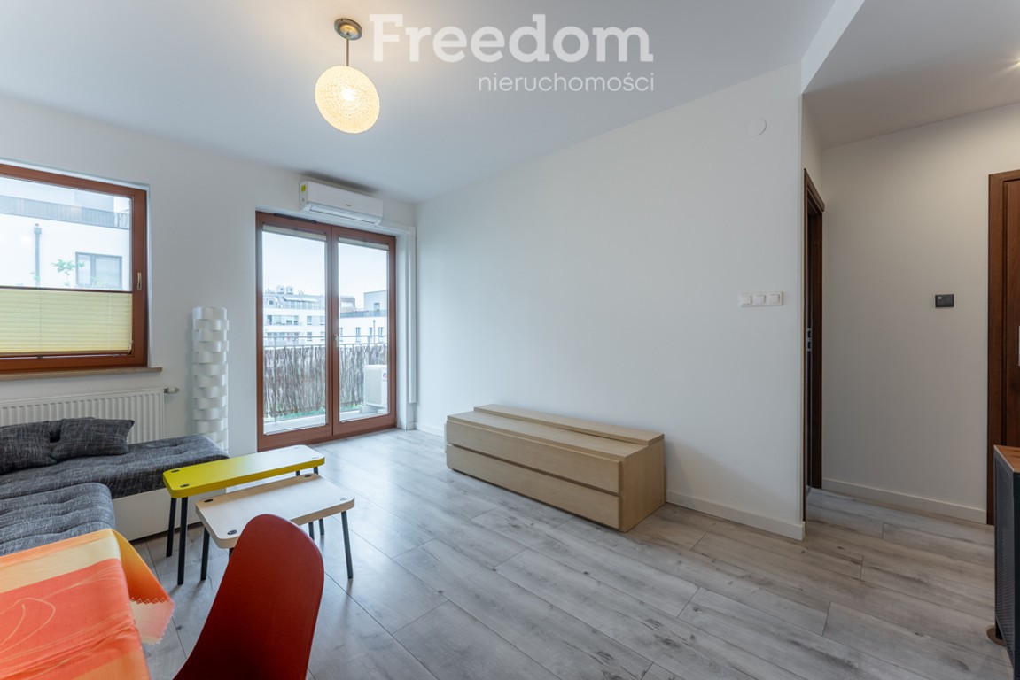 Nowoczesne 2-pokojowe mieszkanie 46,6 m² z garażem - Widok 5