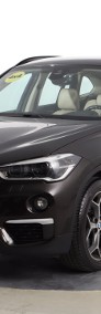 BMW X1 F48 , Salon Polska, Serwis ASO, 190 KM, Automat, Skóra, Navi,-3