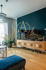 Luxury apartment on 21st floor on Złota 44-2