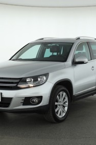 Volkswagen Tiguan , Skóra, Navi, Klimatronic, Tempomat, Parktronic,-2