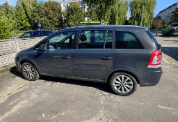 Opel Zafira B Ładna w środku jak nowa Zafira B
