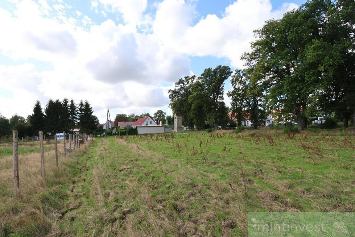 Działka w centrum Dębic – další