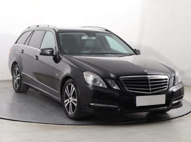 Mercedes-Benz Klasa E W212 , 170 KM, Automat, Navi, Xenon, Klimatronic, Tempomat,-1