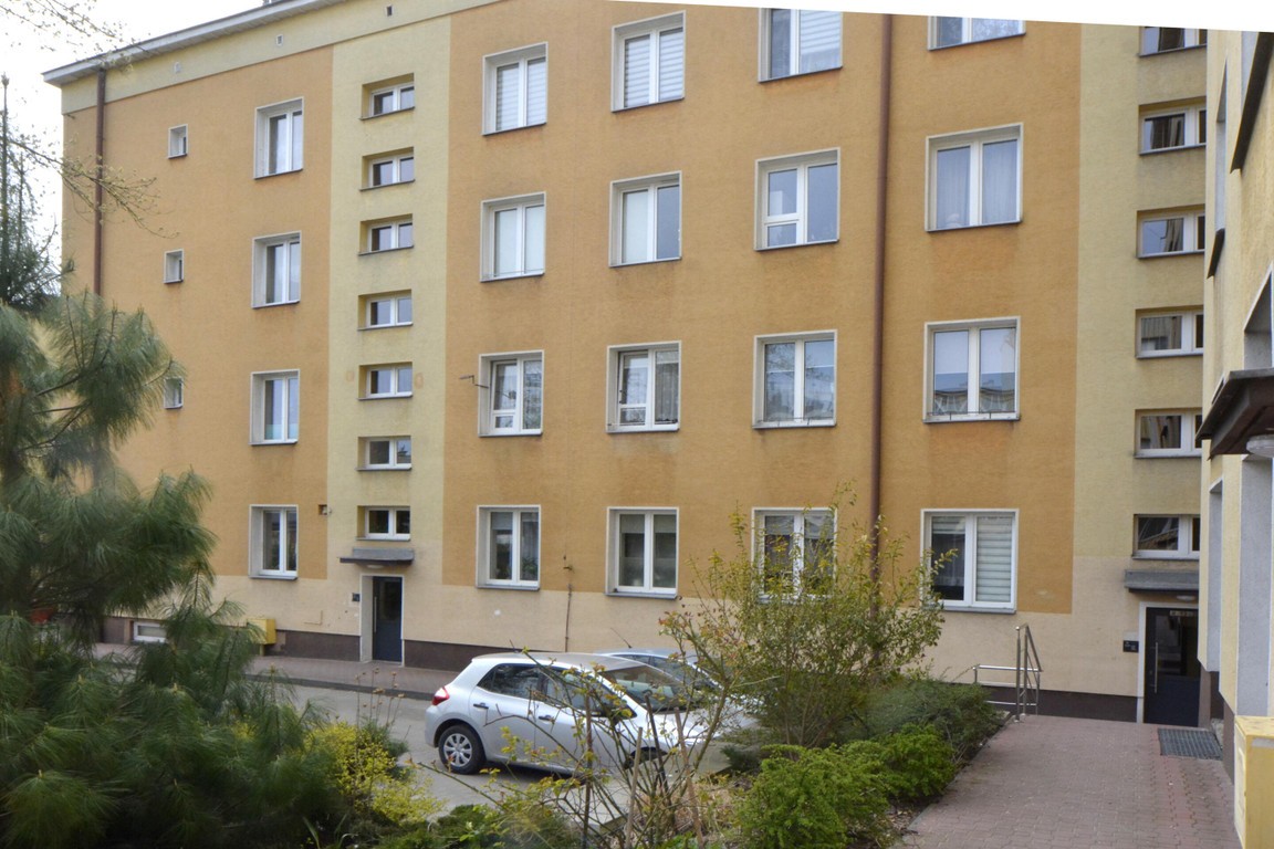 Sprzedaż lub zamiana. Centrum miasta Opcja 3 pokoi - Widok 3