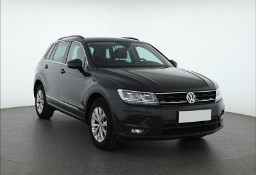 Volkswagen Tiguan , Salon Polska, Serwis ASO, Klimatronic, Tempomat, Parktronic