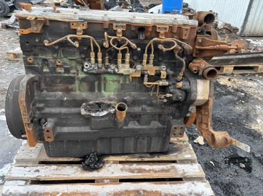 John Deere 6090HRW39 Słupek Blok Głowica Wał Korbowy Obudowa Koło Zamachowe Kolektor CZĘŚCI-1