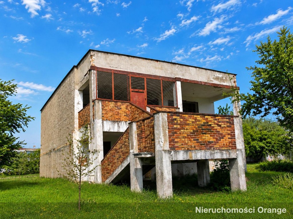 dom na sprzedaż