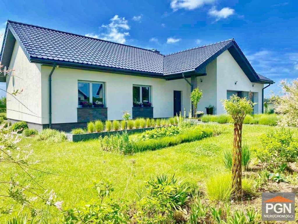 Dom na sprzedaż, 4 pokoje, 219 m², Resko