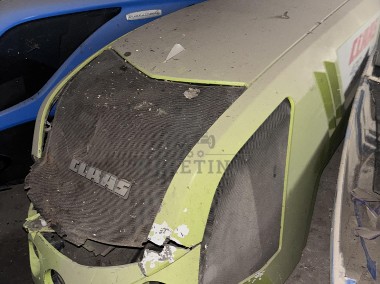 Claas Arion 420 - maska pokrywa silnika-1