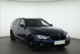 BMW SERIA 3 V (F30/F31/F34) BMW SERIA 3 , 190 KM, Automat, Navi, Klimatronic, Tempomat, Parktronic,