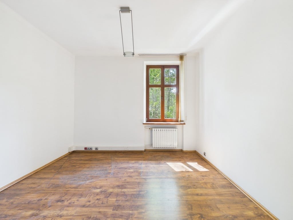 Nieruchomość willowa, atrium / 906 m² działki / 2 budynki / wielofunkcyjne – pohled 5