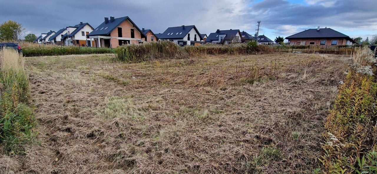 Krasne działka 13ar z wydanym pozwoleniem na budowe - Widok 5