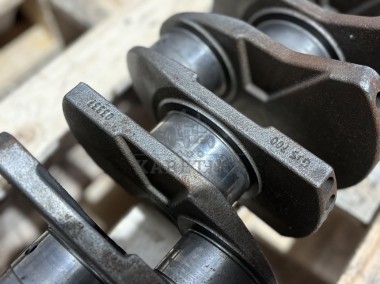 JCB 448 JS200 JS210 JS220 4.8L Max448 Wał Korbowy EMC2903 320/03336 32003336-1