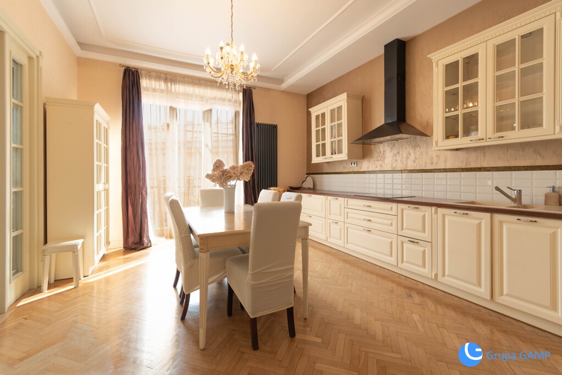 3-pok.104 m², Stare Miasto, ul. Wielopole, balkon. - Widok 4