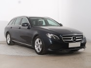 Mercedes-Benz Klasa E W213 , Automat, VAT 23%, Skóra, Navi, Klimatronic, Tempomat,