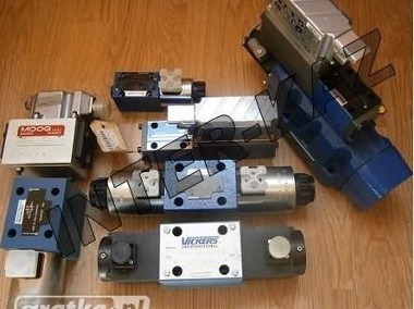 Rozdzielacz Rexroth 4WRZ 32 W520-1