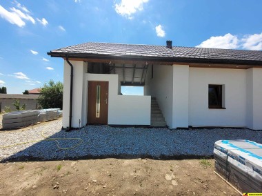 Dom parterowy, stan deweloperski, projekt "stodoła" -12km od Kielc-1