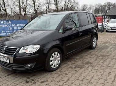 Volkswagen Touran I-1