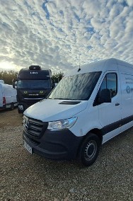 Mercedes-Benz Sprinter-2