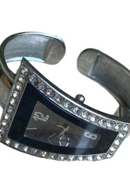 Damski zegarek na stalowej bransolecie z cyrkoniami-2