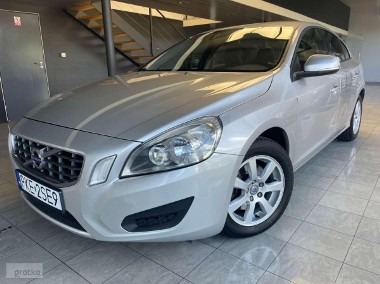 Volvo S60 II-1