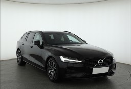 Volvo V60 II , Salon Polska, 197 KM, Automat, Skóra, Navi, Klimatronic,