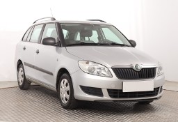 Skoda Fabia II , Klima, Parktronic, Podgrzewane siedzienia