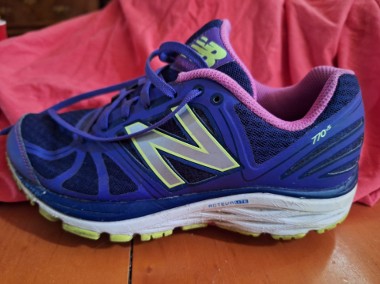 Buty sportowe New Balance  770, rozm 37,5-1