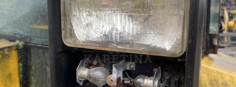 Massey Fergusson ładowarka 50HX - lampa przednia obudowa-1