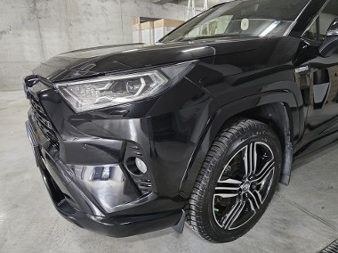 Toyota RAV4 2.5 Hybrid Black Edition by JBL 4x4-1