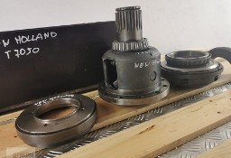 New Holland T 7040 {Mechanizm różnicowy przedni}