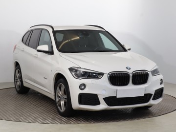 BMW X1 F48 , Salon Polska, Serwis ASO, Automat, Navi, Klimatronic,