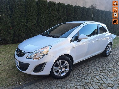 Opel Corsa D Satellite-1