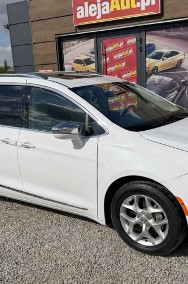 Chrysler Pacifica-2