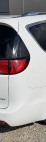 Chrysler Pacifica-4
