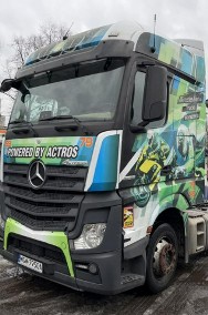 Mercedes-Benz actros-2