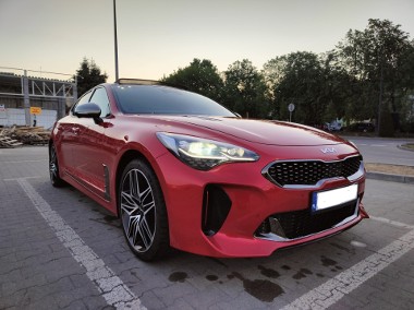 Kia stinger 3.3 gt2 AWD polift-1
