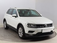 Volkswagen Tiguan , Salon Polska, DSG, VAT 23%, Navi, Klimatronic, Tempomat,