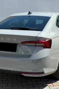 Skoda Octavia IV Drive Essence 1.5 TSI mHEV DSG Drive Essence 1.5 TSI mHEV DSG 150KM-2