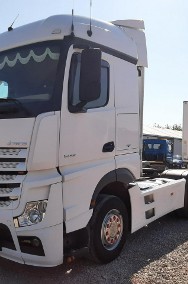 Mercedes-Benz actros-2