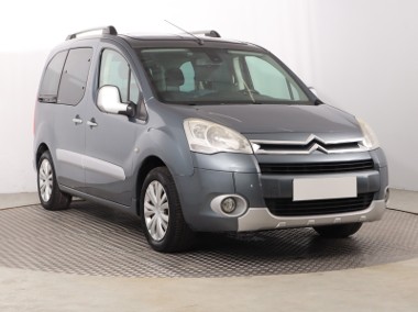 Citroen Berlingo II , VAT 23%, Klima, Tempomat, Parktronic, Dach panoramiczny-1