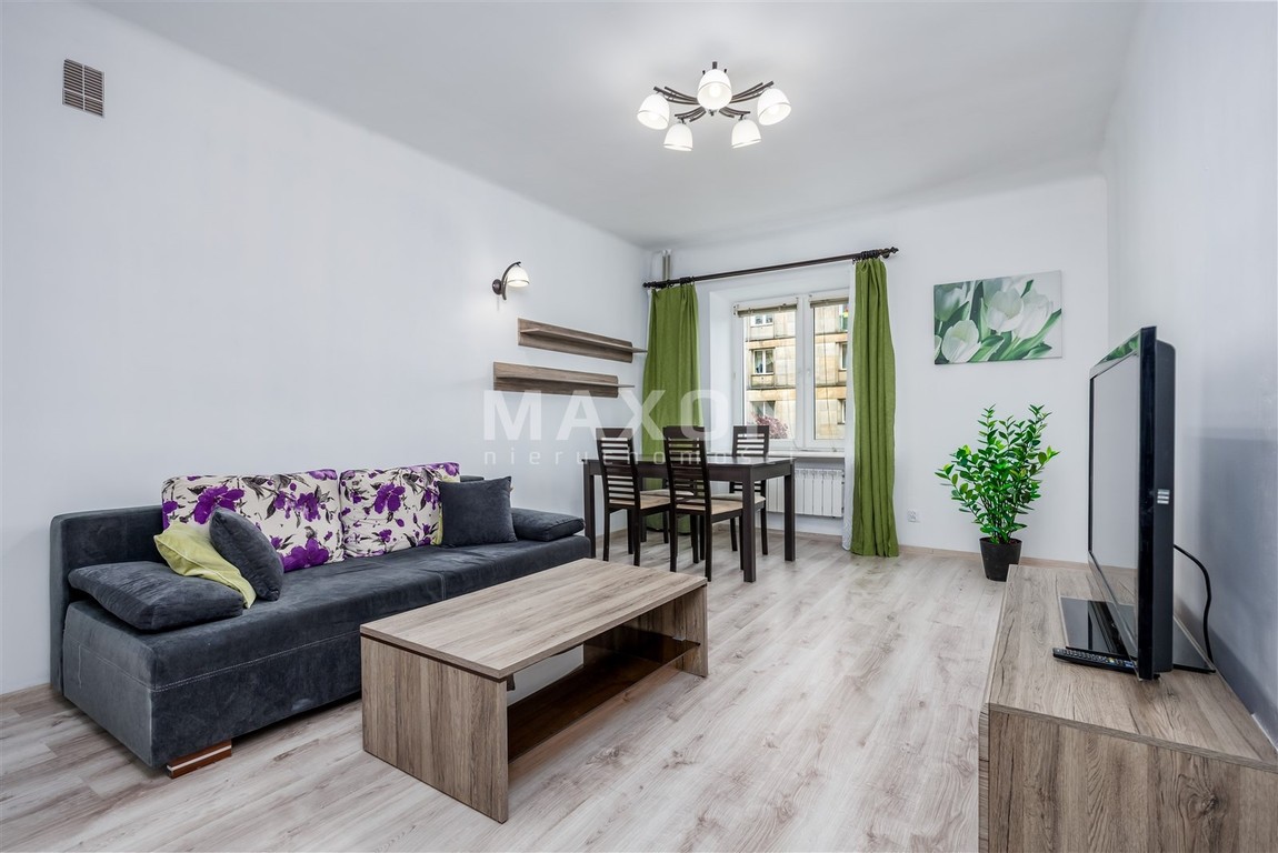 2 oddzielne pokoje - Plac Hallera-Praga Północ - Widok 3