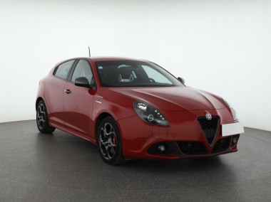 Alfa Romeo Giulietta , Salon Polska, Serwis ASO, Automat, Skóra, Xenon, Bi-Xenon,-1