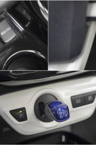Toyota Prius IV 1.8 Hybrid-2