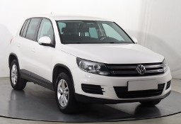 Volkswagen Tiguan , Klimatronic, Parktronic, Podgrzewane siedzienia